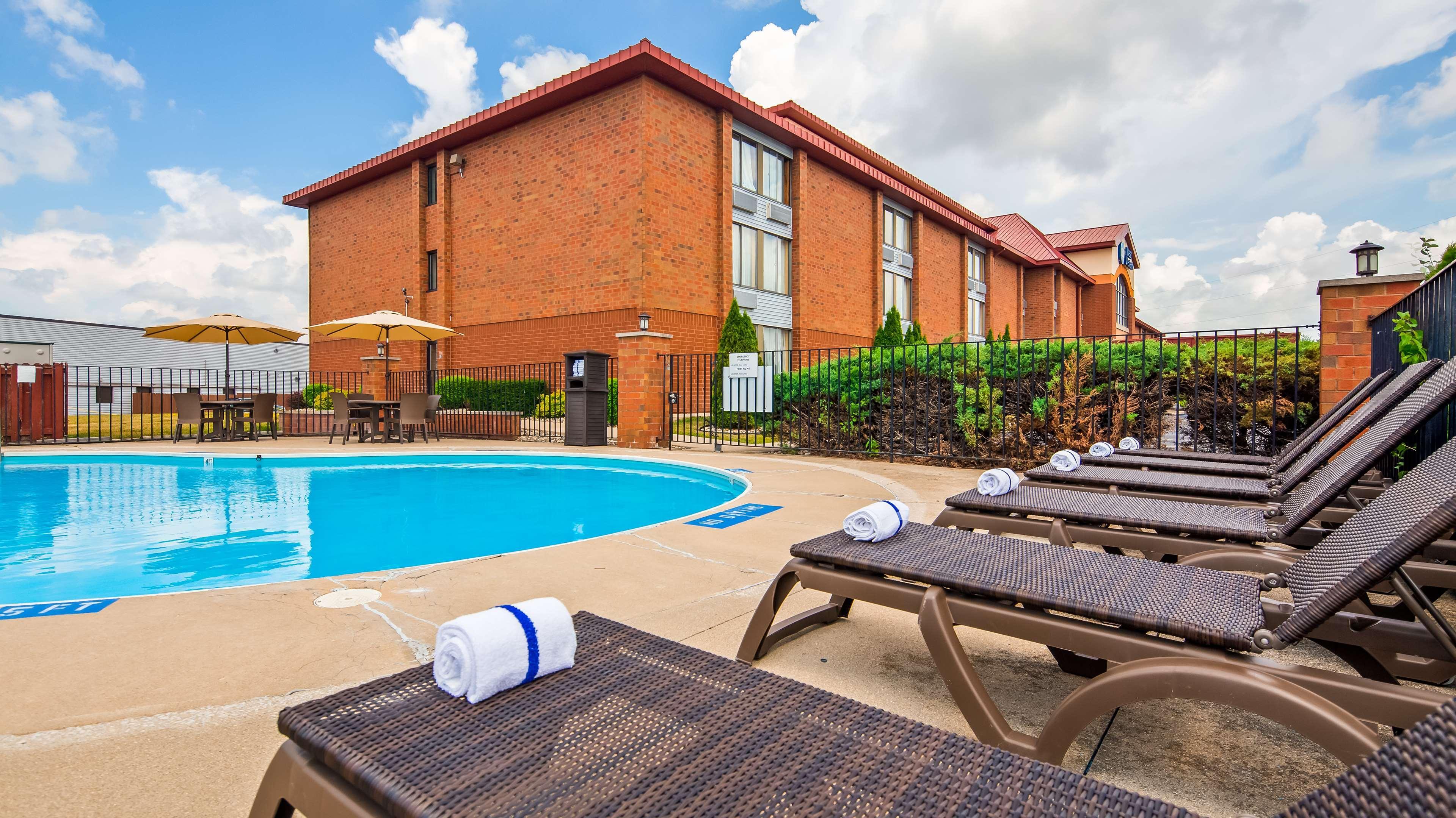 Best Western Luxbury Inn פורט וויין מראה חיצוני תמונה