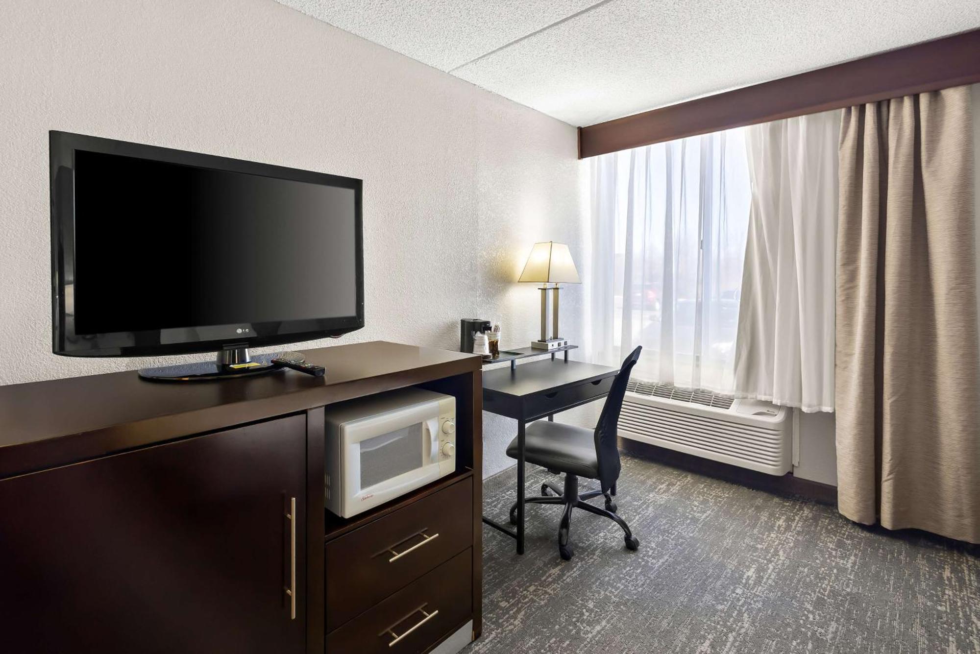 Best Western Luxbury Inn פורט וויין מראה חיצוני תמונה